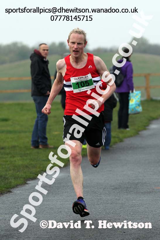 Senior Heaton Memorial 10k Road Race, Town Moor, Newcastle. Photo: David T. Hewitson/Sports for All Pics